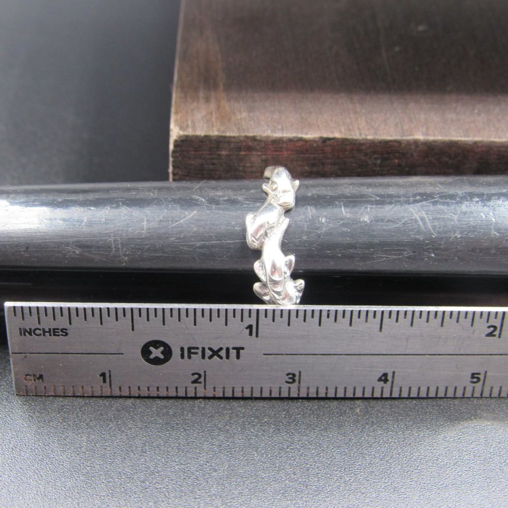 Size 6 Sterling Silver Line Of Dolphins Band Ring Vintage - Picture 7 of 8